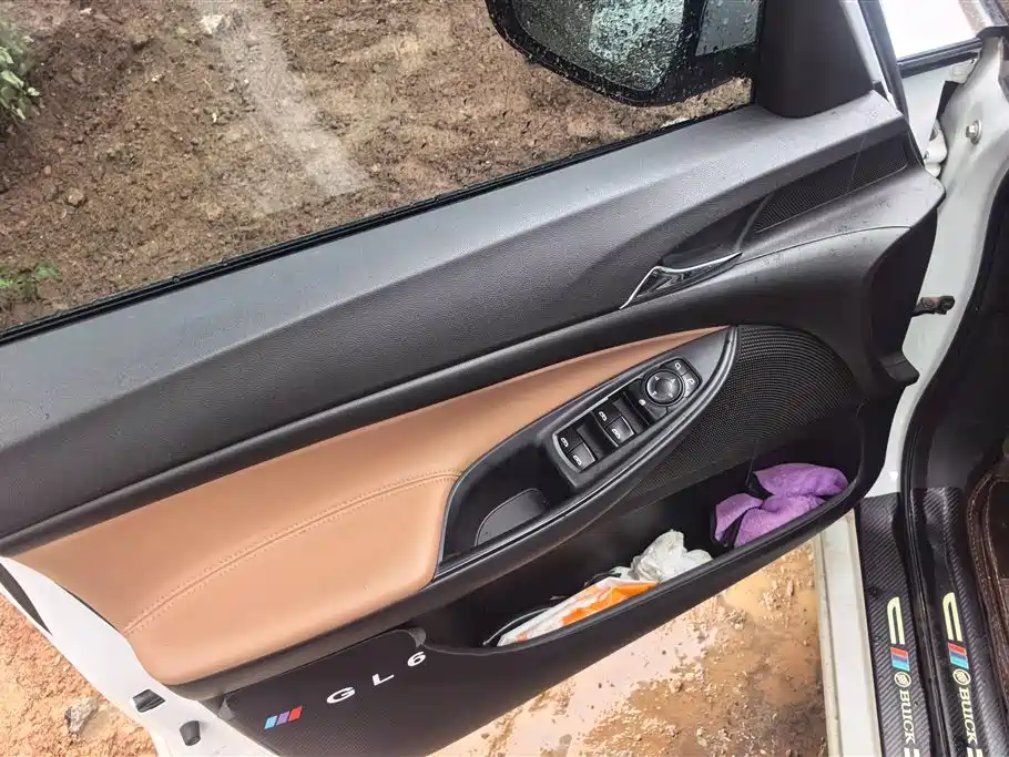 Buick GL6 2021 323T Mild Hybrid Connected Luxury фото 7