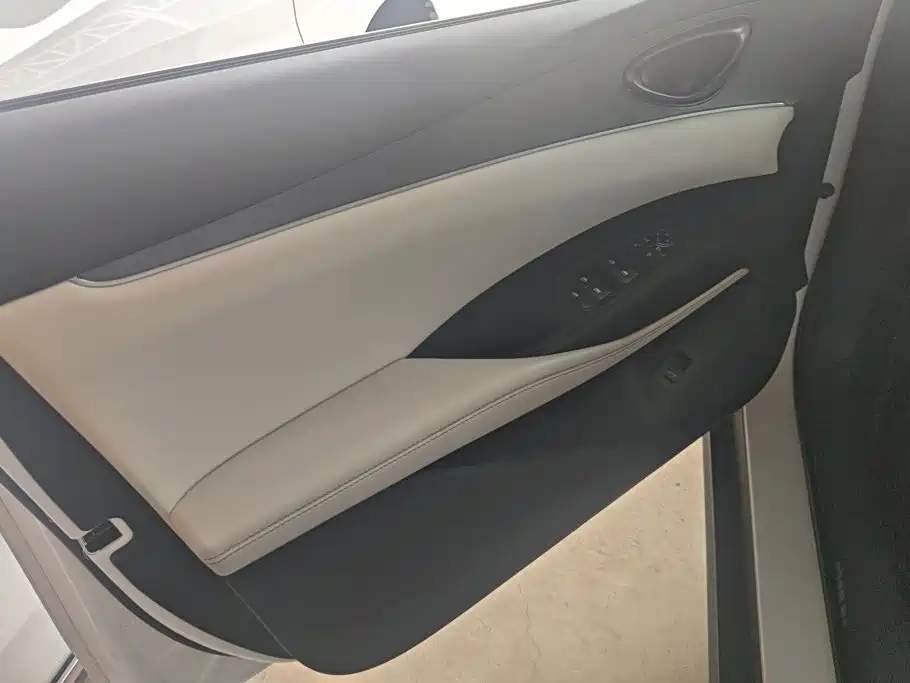 Photo 7 - BYD Seal 06 New Energy