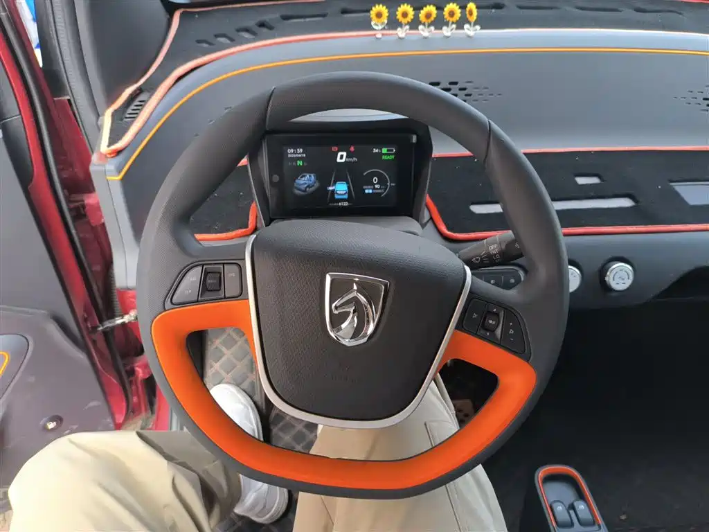 BAOJUN E100