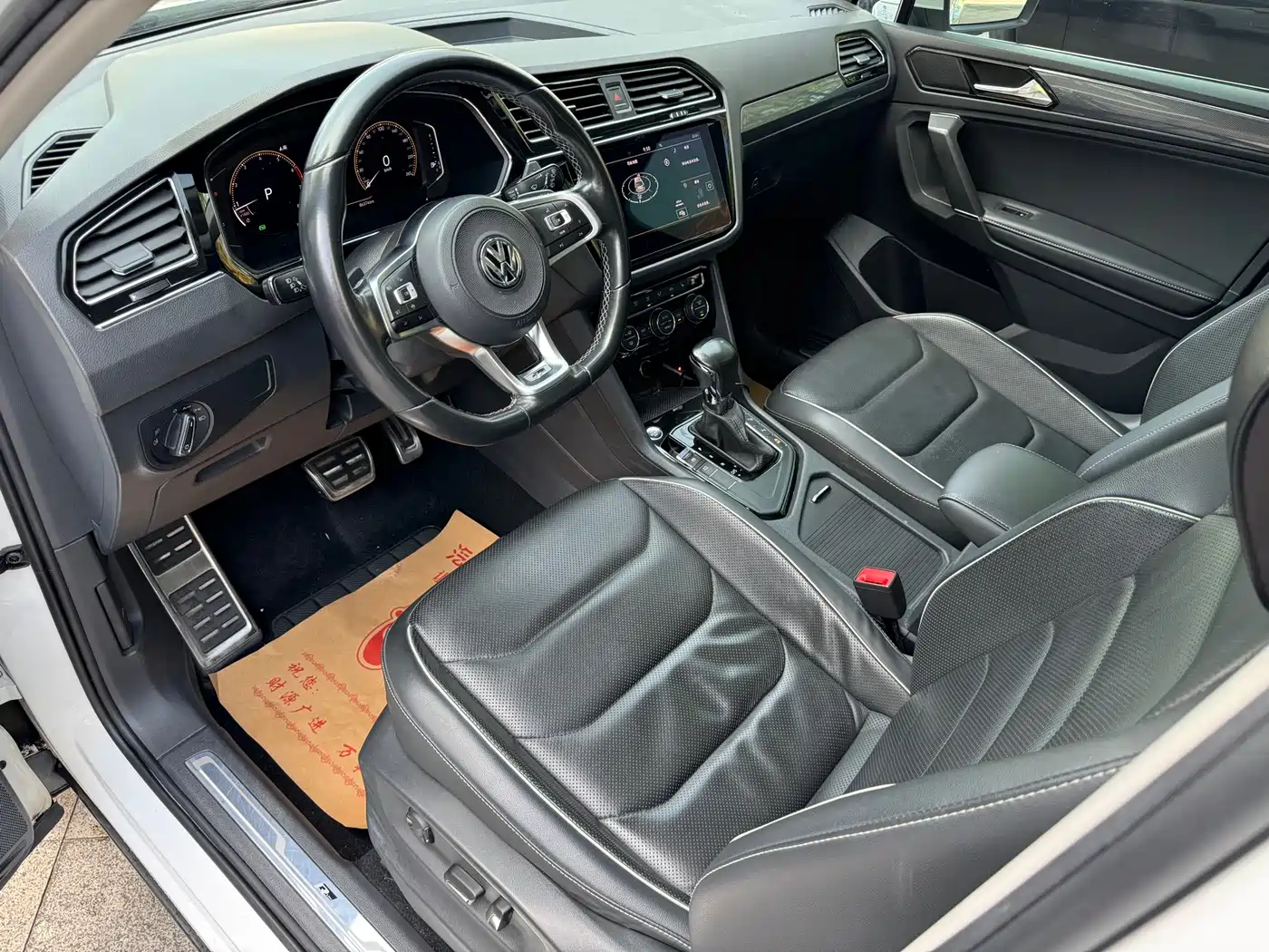 Volkswagen Tiguan L 2019 330TSI Automatic 2WD R-Line Flagship Edition China VI фото 8