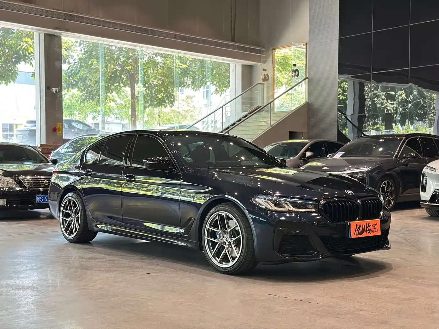 BMW 5 Series (Import) 2021 530i M Sport Package фото 2