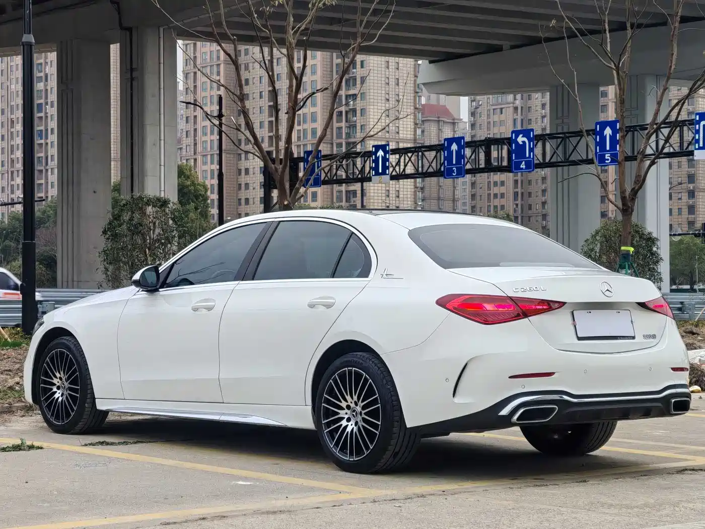Mercedes-Benz C-Class 2024 Facelift C 260 L Sport фото 22