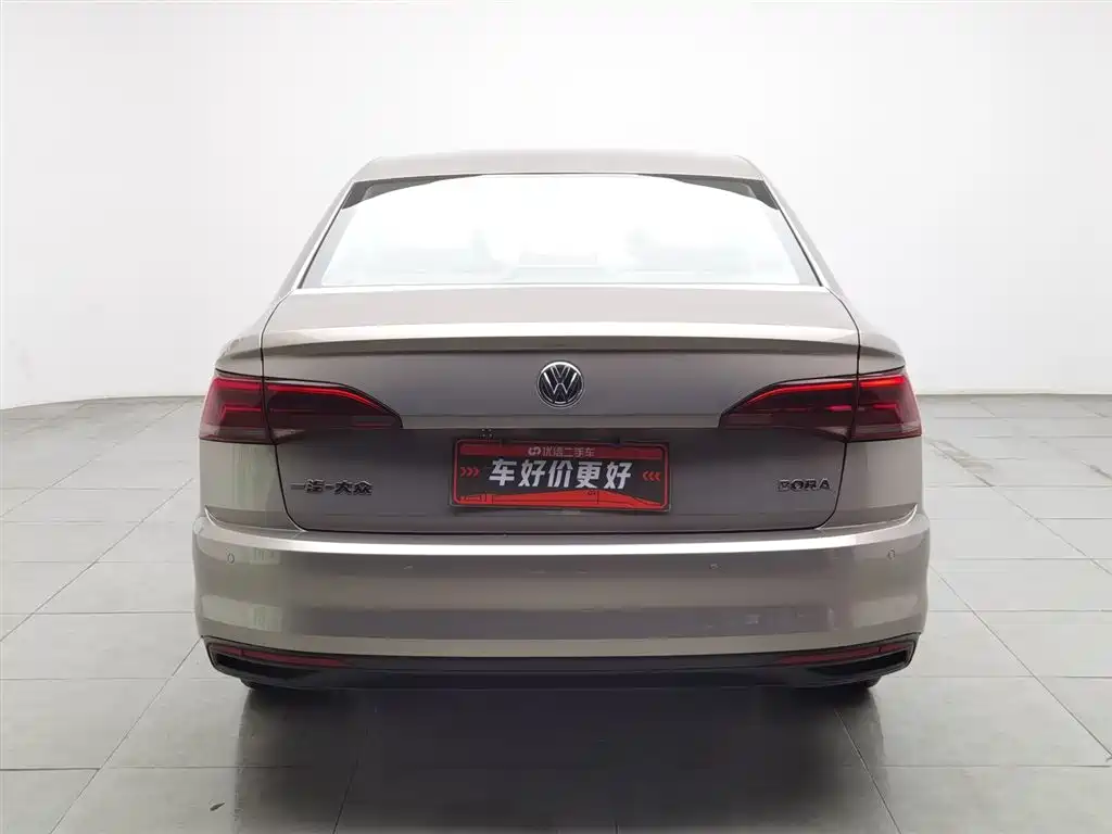 Volkswagen Bora 2019 1.5L Auto Fashion Model фото 4