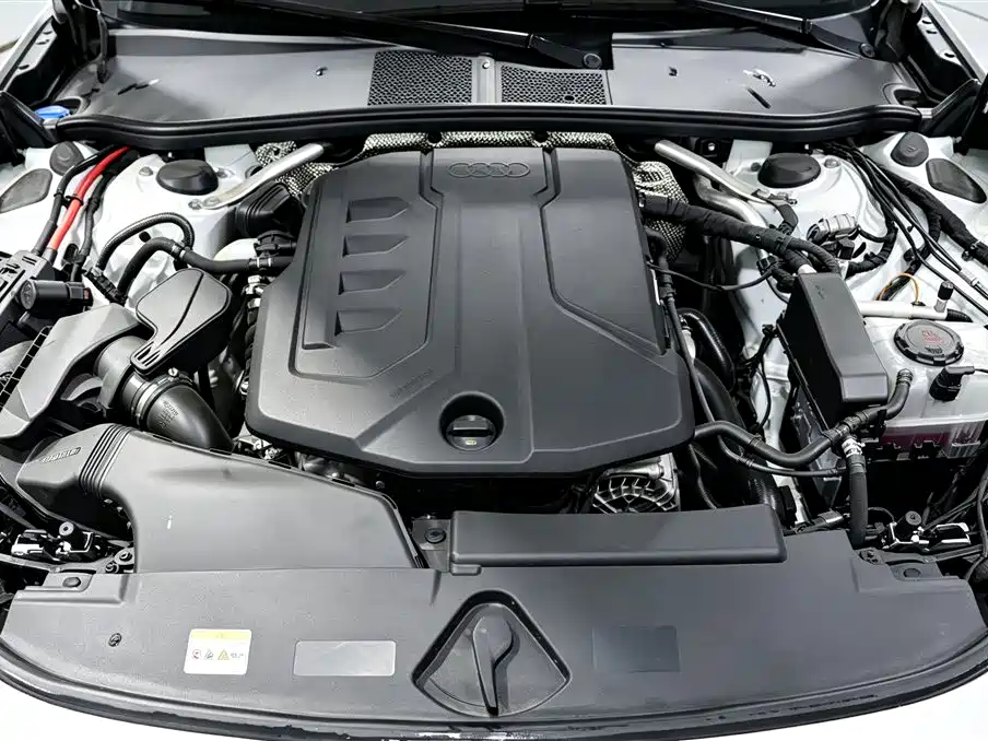Фото 24 - Audi A5L