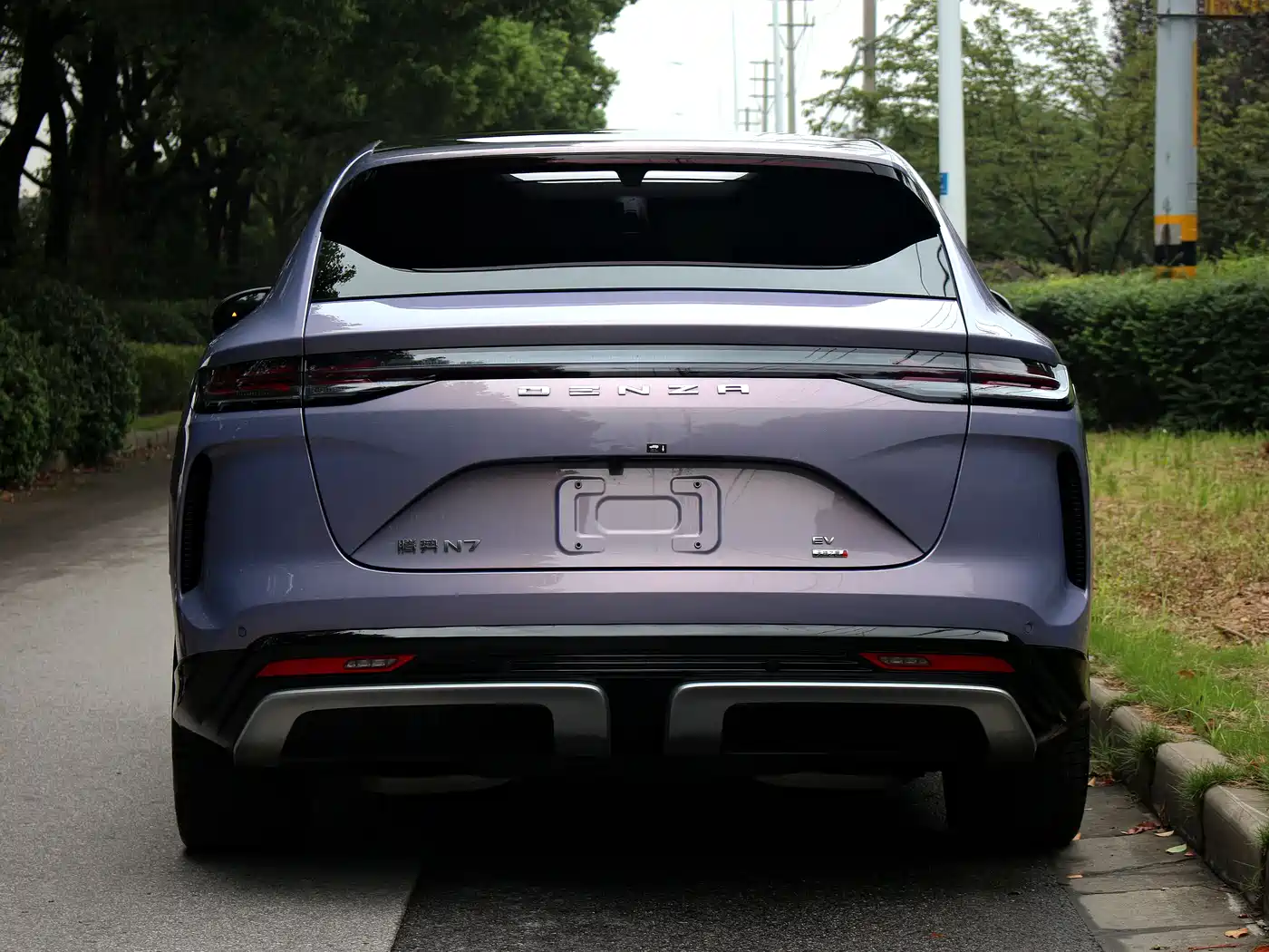 DENZA N7