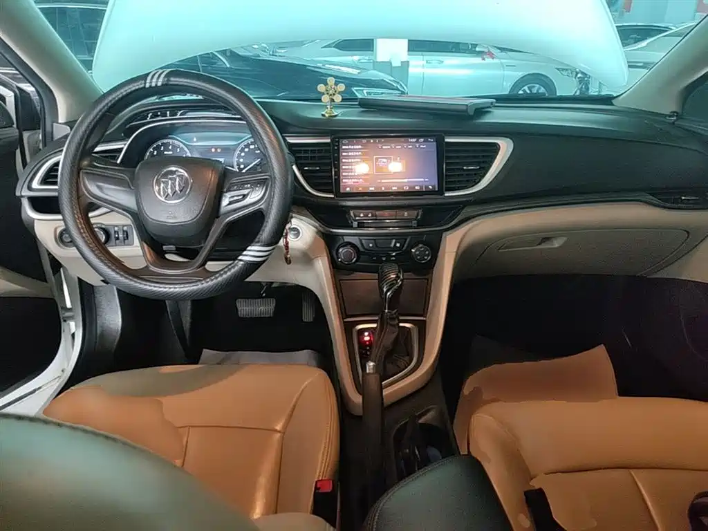 Buick Excelle 2019 15T DCT Progressive Type China VI фото 10