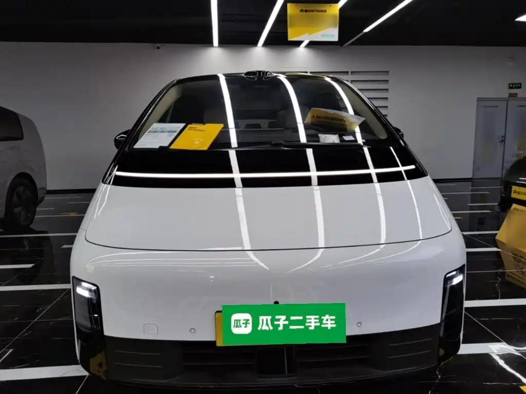 Li Auto MEGA 2025 2025 Ultra Smart Renewal Edition