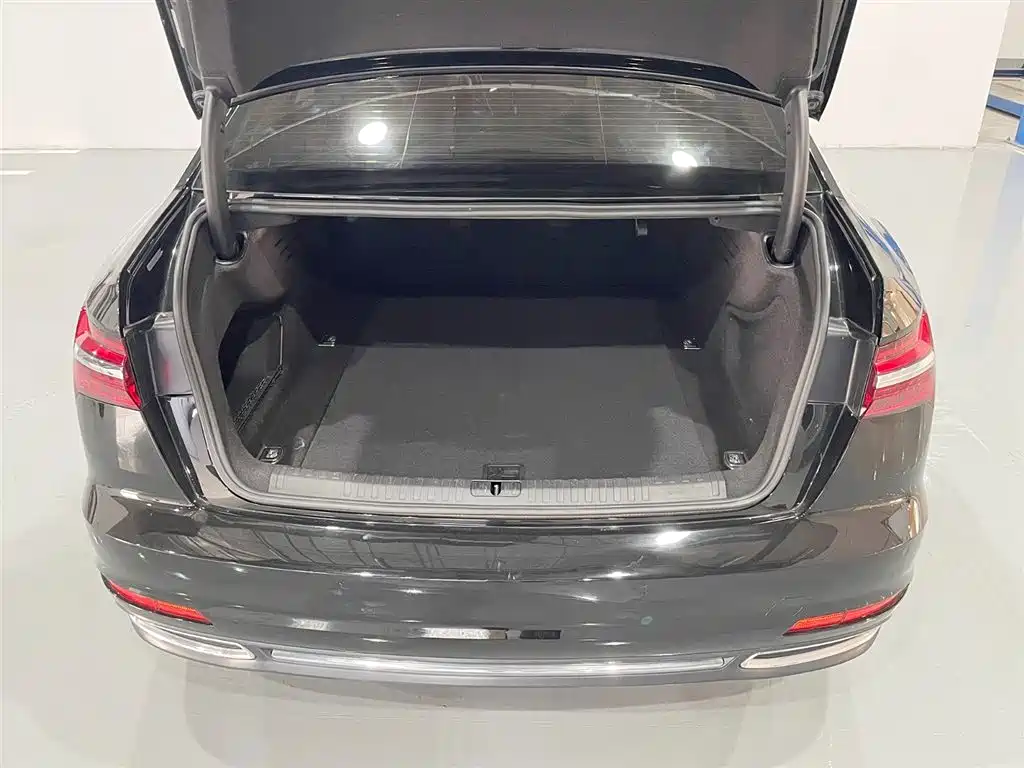 Audi A6L 2019 40 TFSI Luxury Elegance фото 7