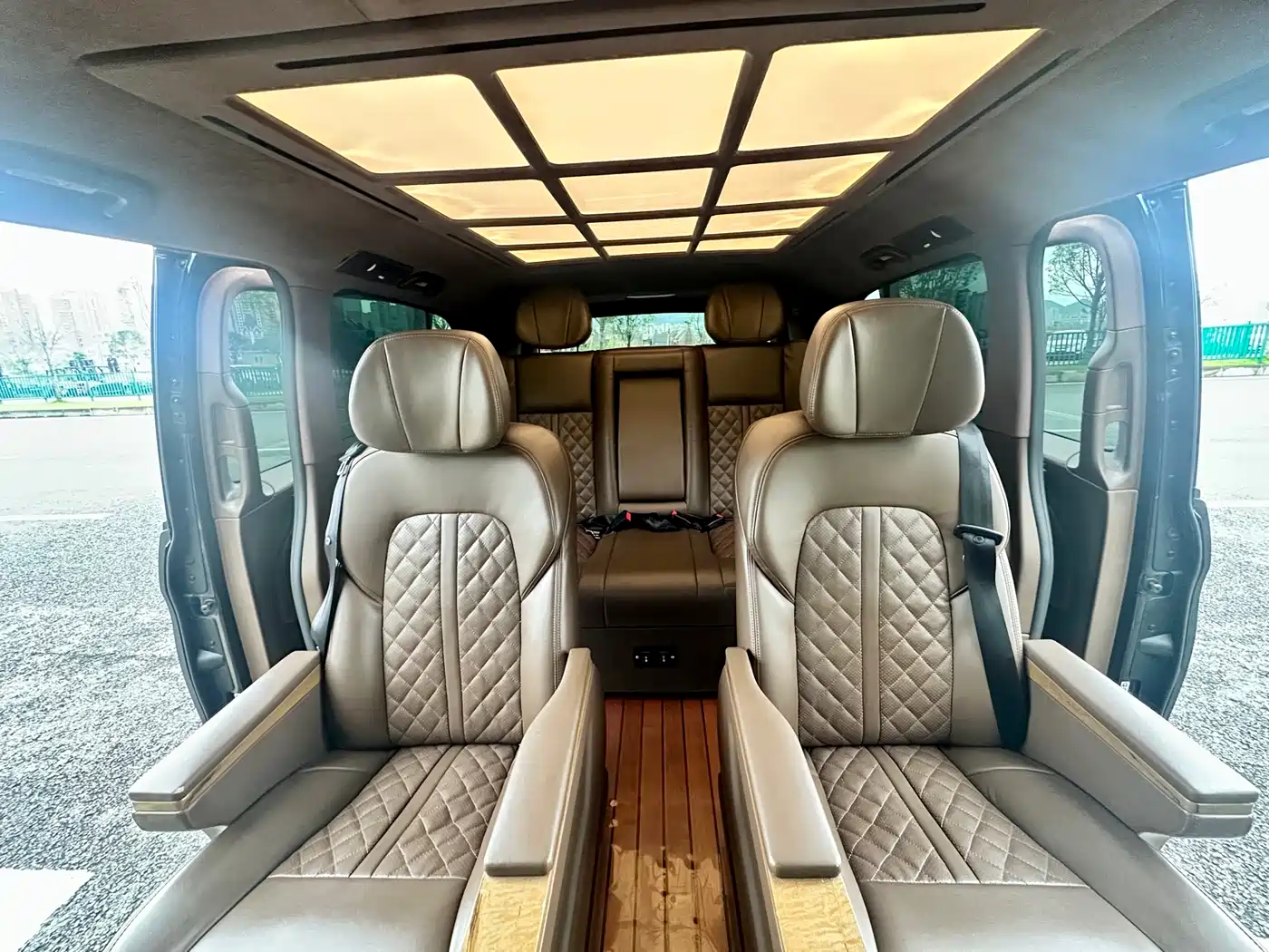 Mercedes-Benz Vito 2018 2.0T Business China V фото 36