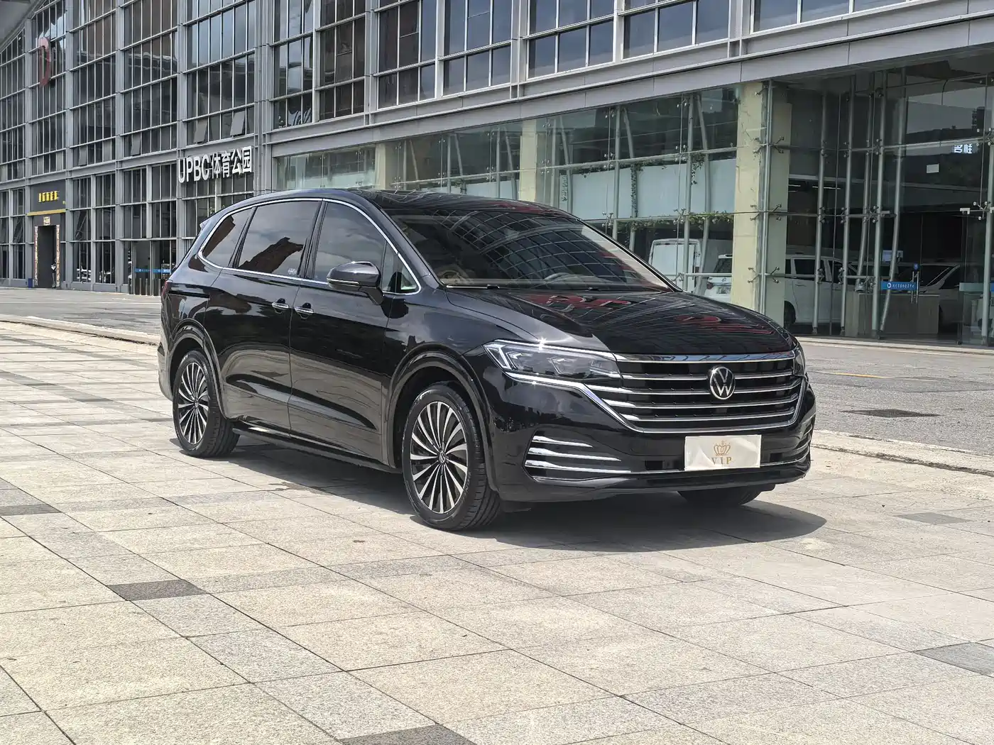 Volkswagen Viloran 2024 380TSI Executive Edition фото 3