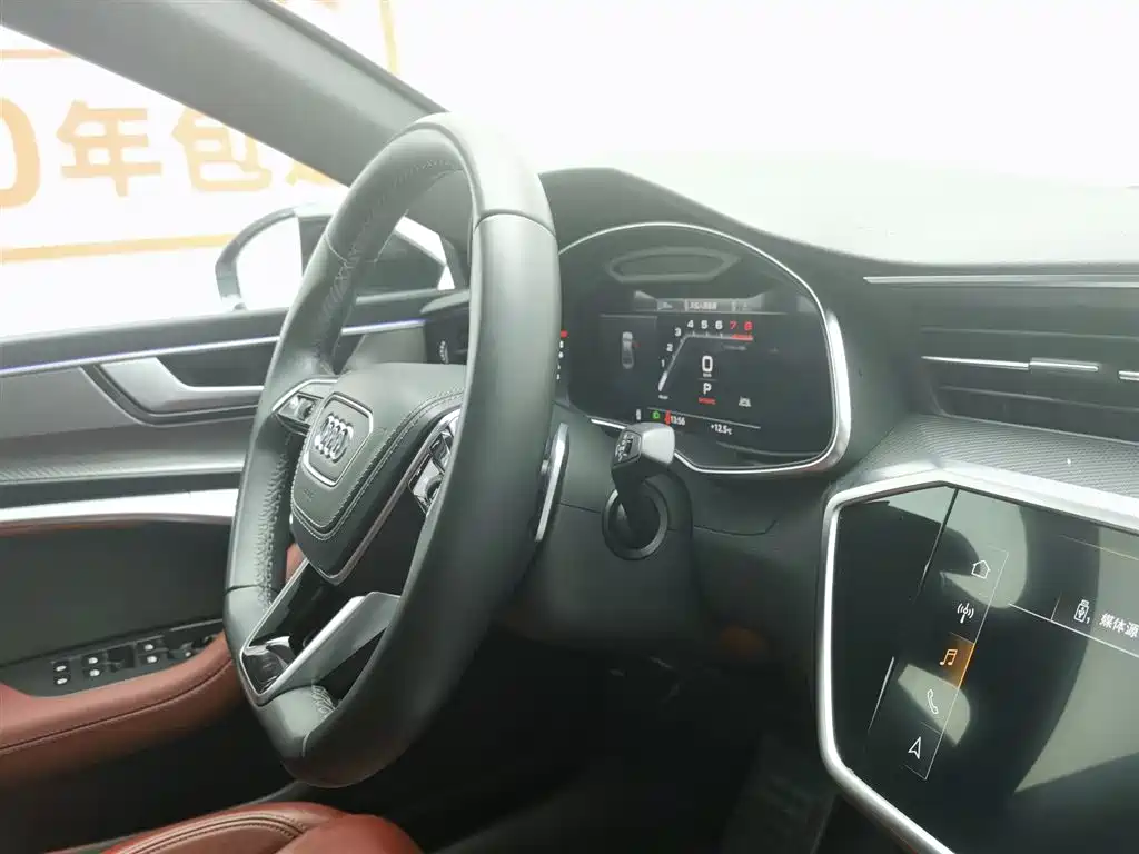 Audi A7L 2024 45 TFSI quattro Black Warrior Edition фото 22