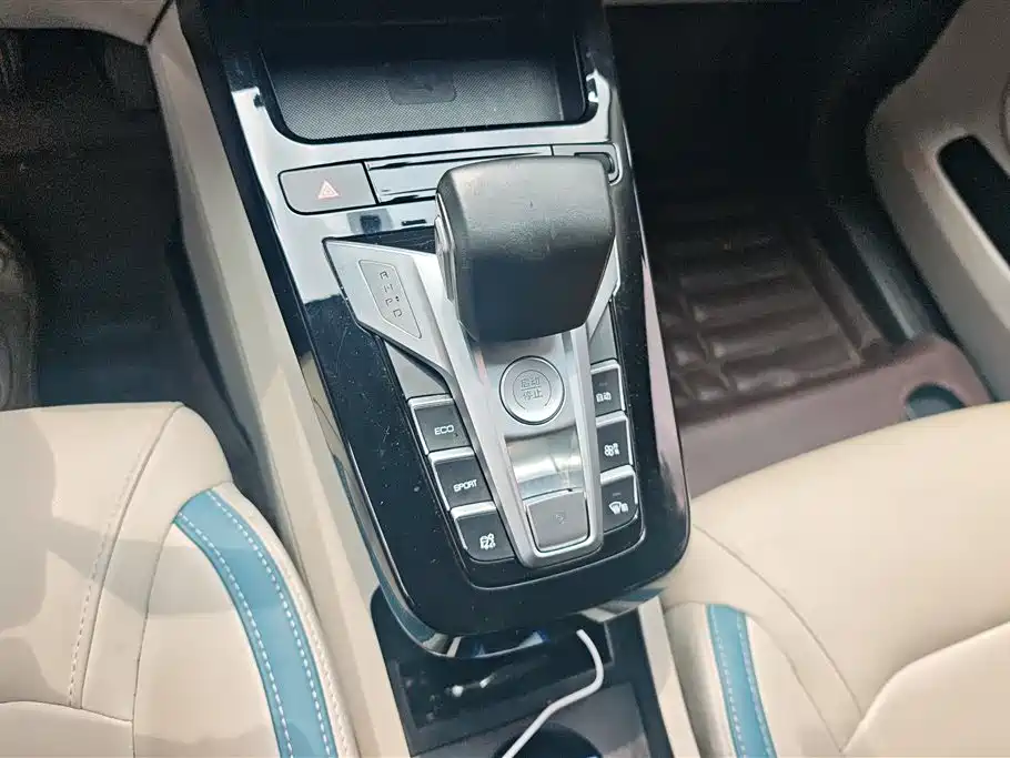 BYD Yuan Pro 2023 401KM Luxury фото 16