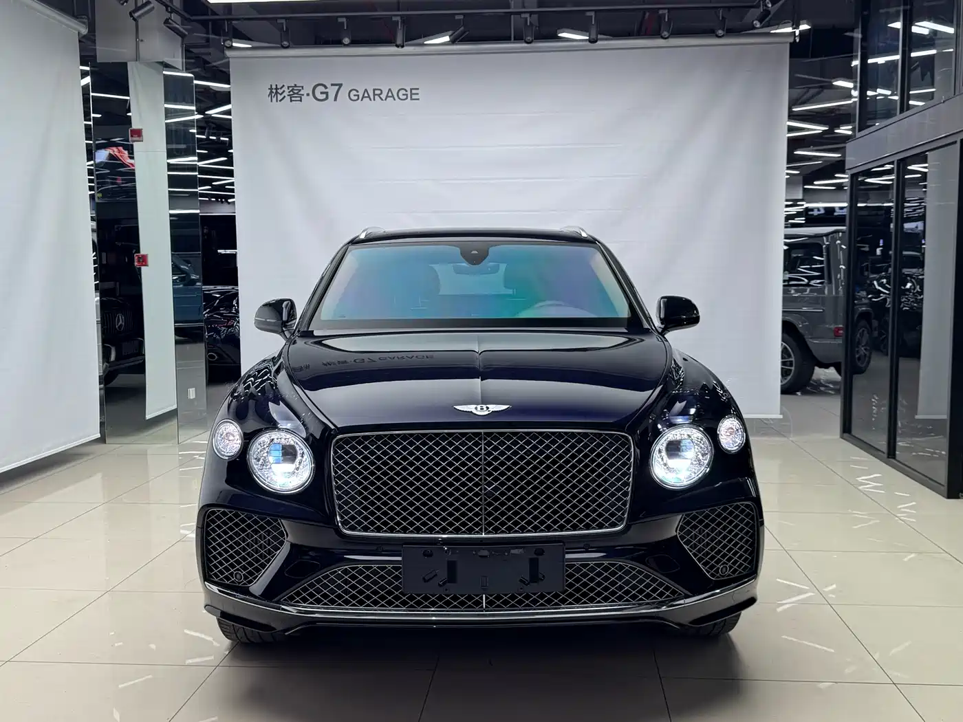 BENTLEY TIMYUE PLUG-IN HYBRID