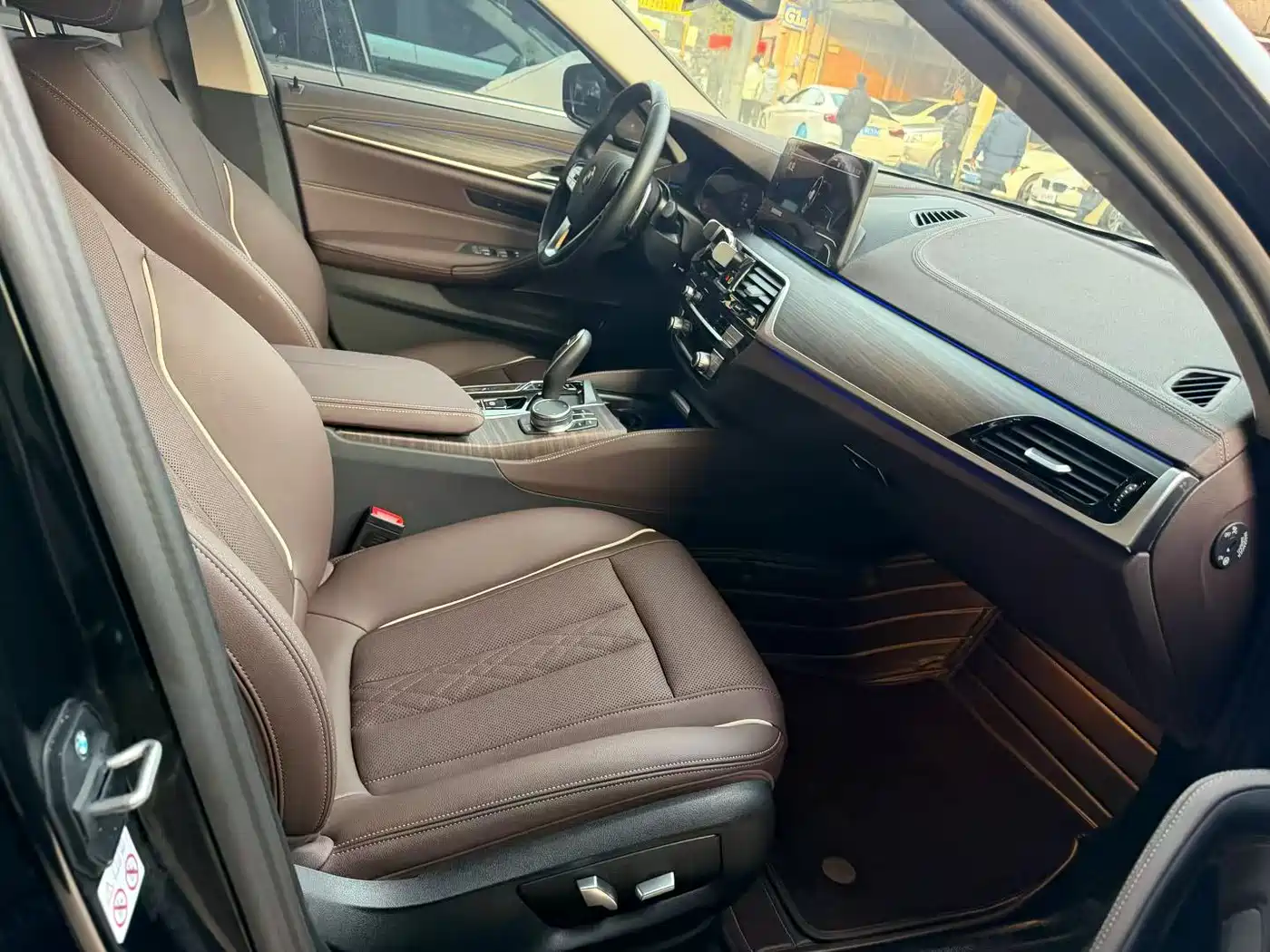 BMW 5 Series 2022 530Li Leading Luxury Package фото 9