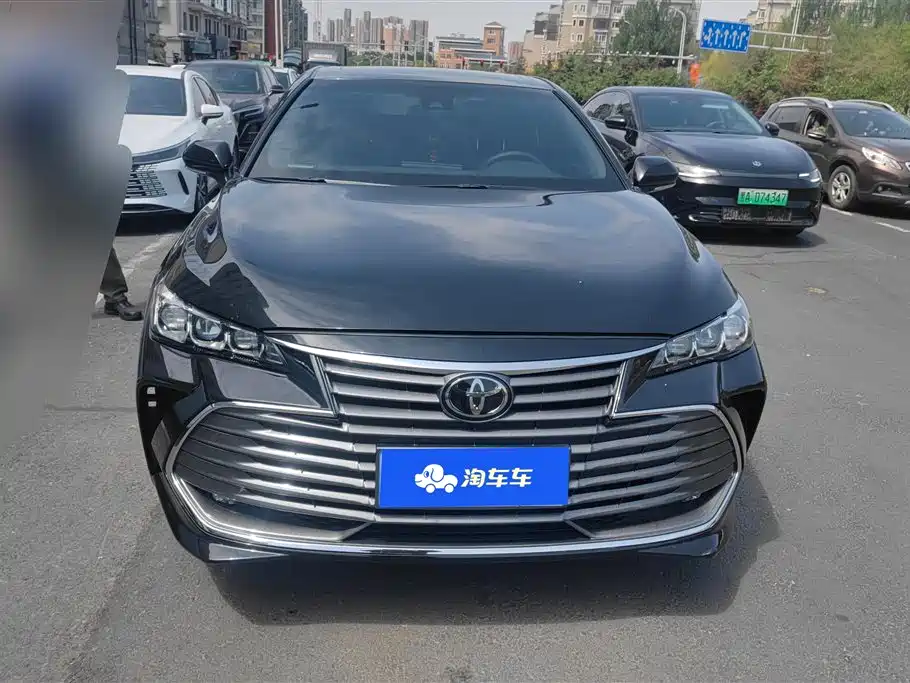 Toyota Avalon 2021 2.5L Luxury Edition фото 2