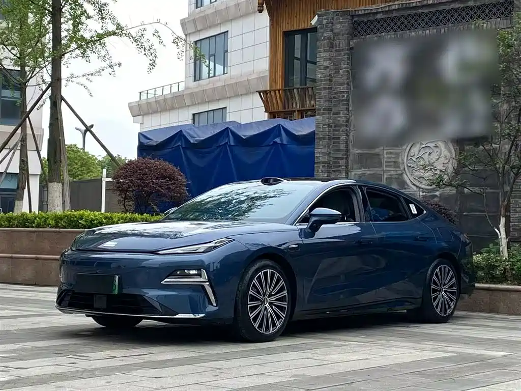 Geely Galaxy Galaxy Xingyao 8 2025 130km EM-P Starship Edition
