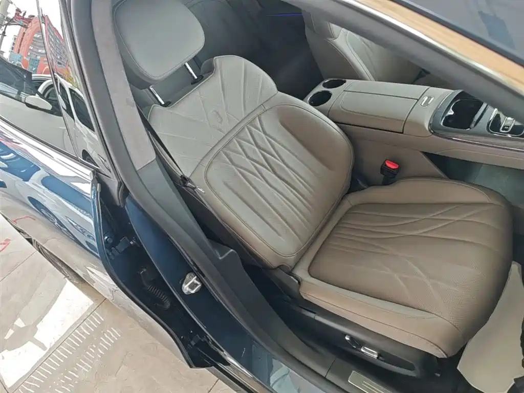 Geely Galaxy Galaxy Xingyao 8 2025 130km EM-P Starship Edition фото 25