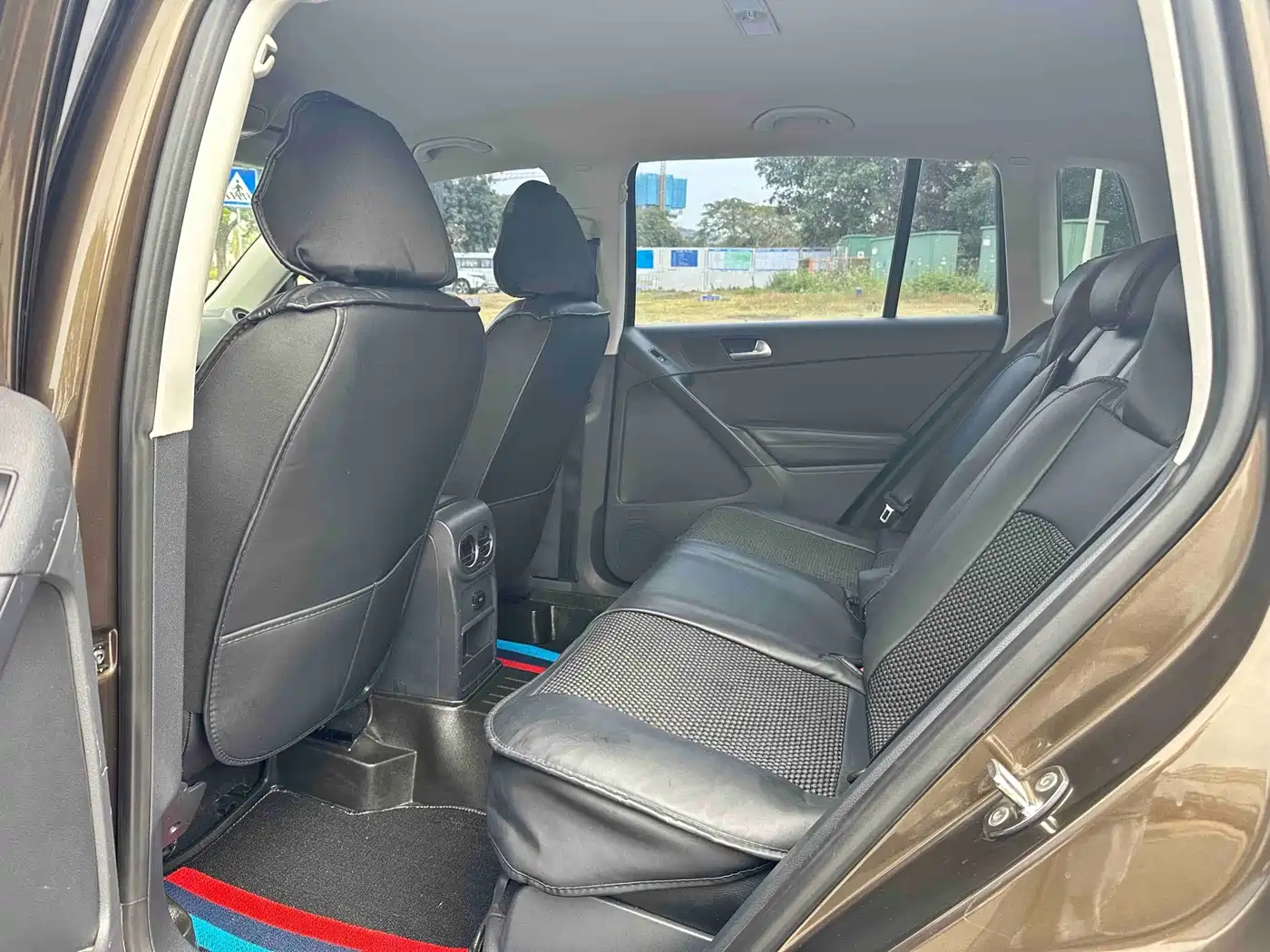 Volkswagen Tiguan 2015 1.8TSI Automatic 2WD Trendline фото 5