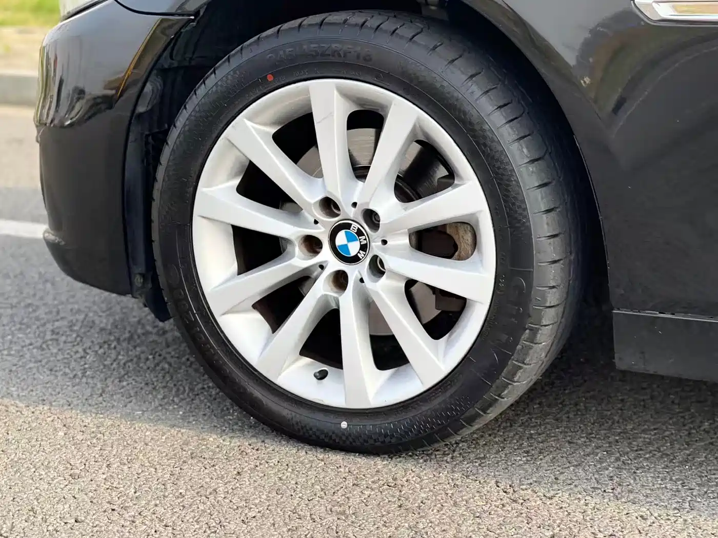 BMW 5 Series 2014 528Li Leading Edition фото 6