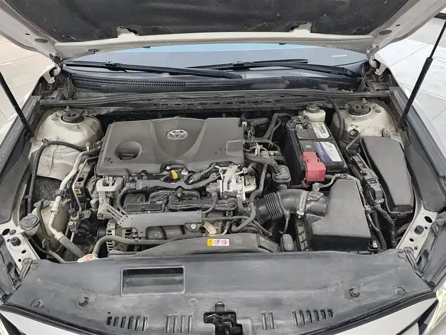 Toyota Camry 2018 2.5G Luxury Edition фото 10