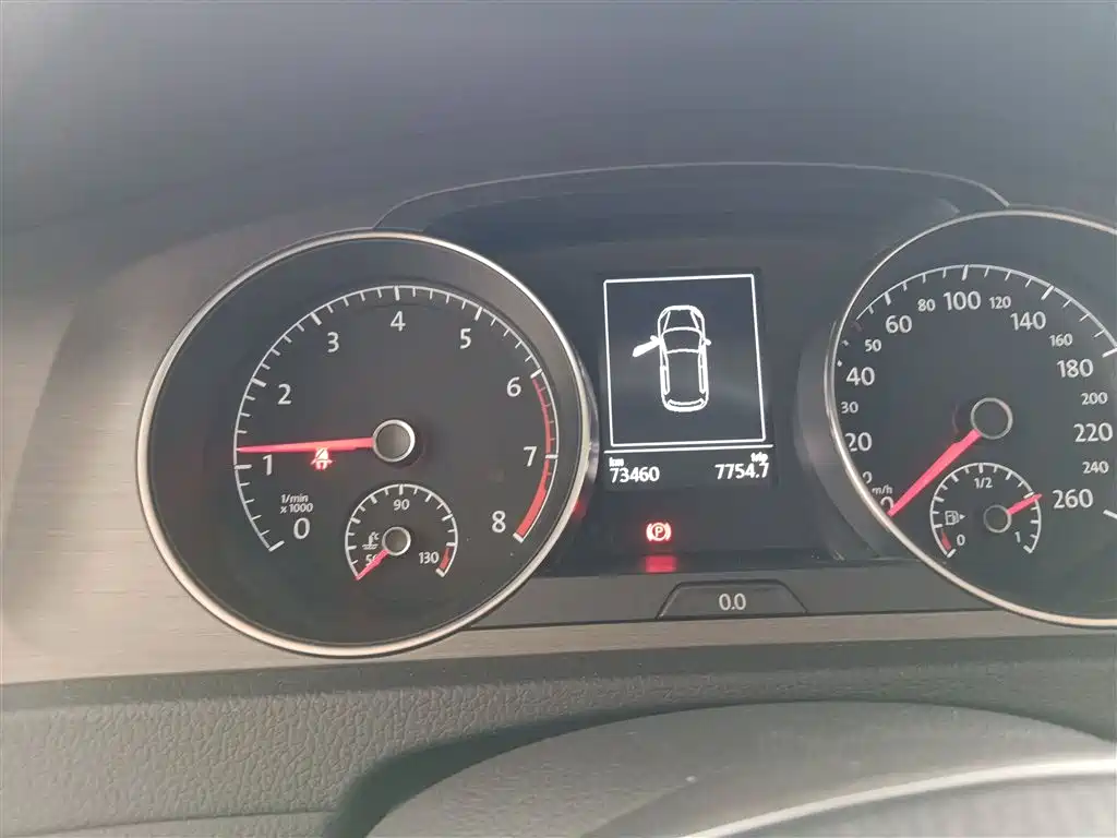 Volkswagen Golf 2016 1.6L Automatic Comfort фото 8