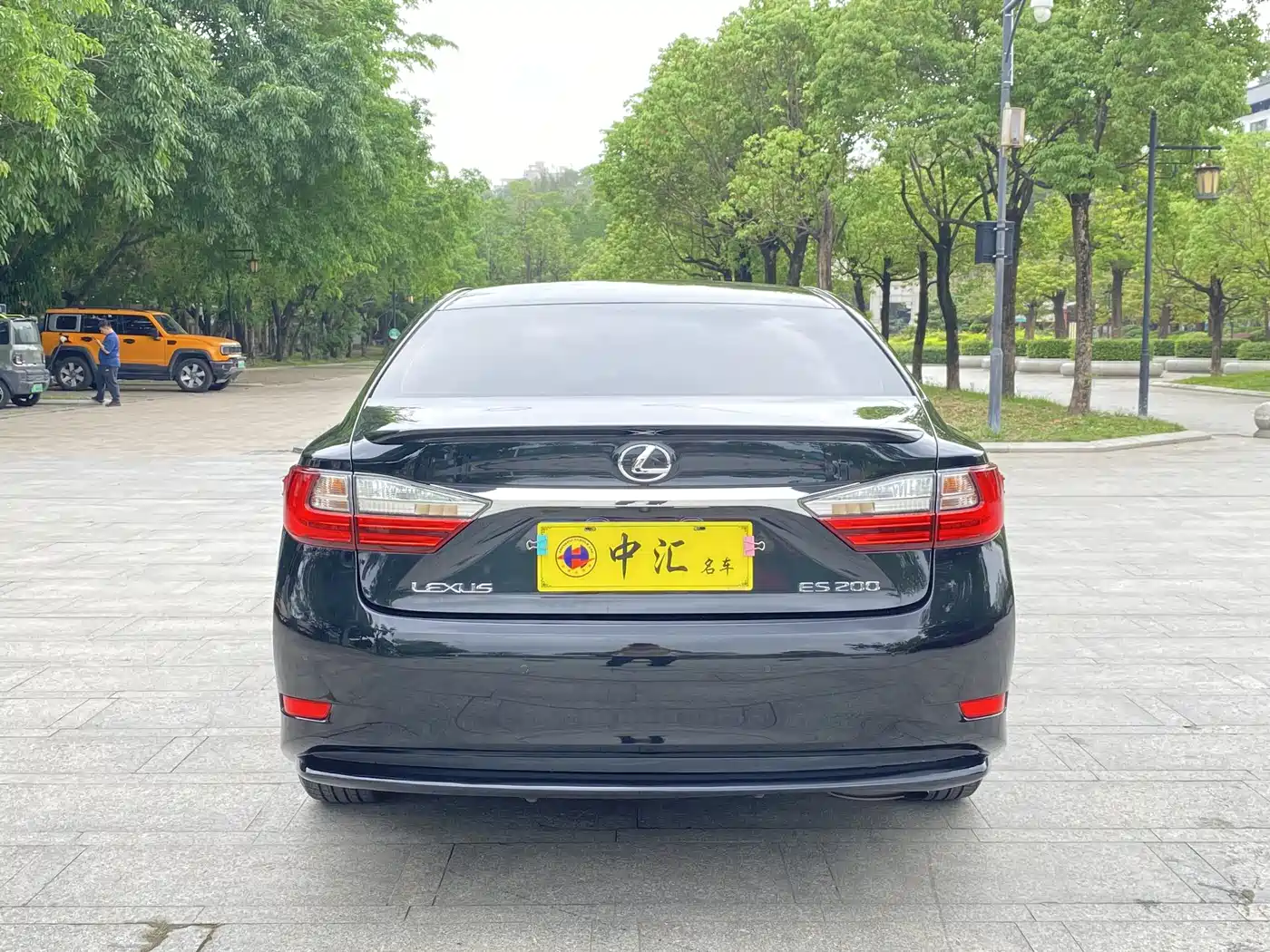 Lexus ES 2015 200 Elite Edition фото 8