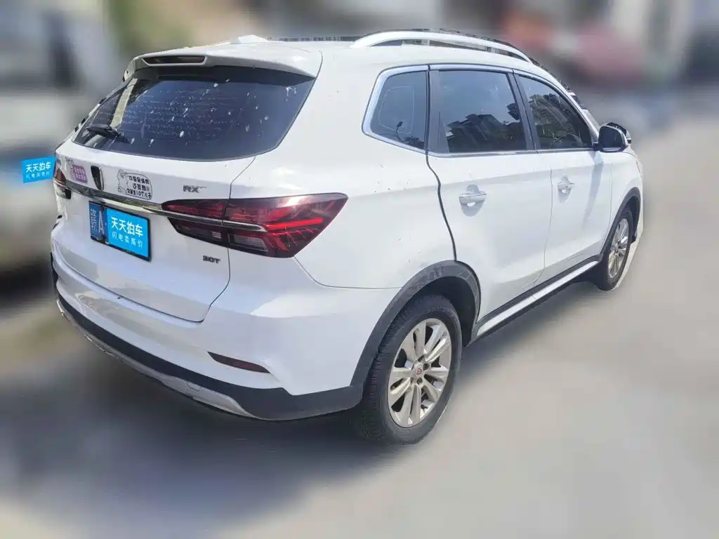 Фото 5 - Roewe RX5