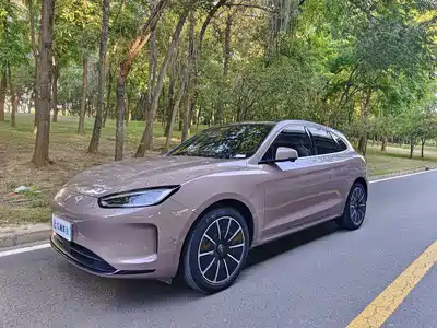 AITO M5