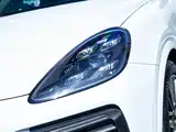 صورة 8 - Porsche Cayenne
