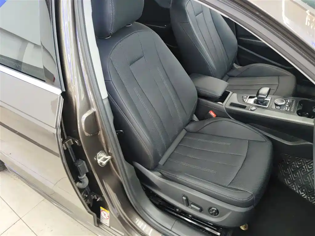 Audi A4L 2017 Plus 40 TFSI Progressive фото 25