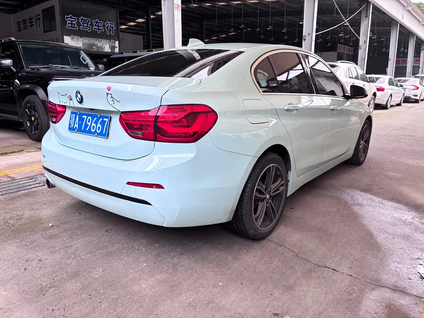 BMW 1 Series 2018 118i Sport Edition фото 5