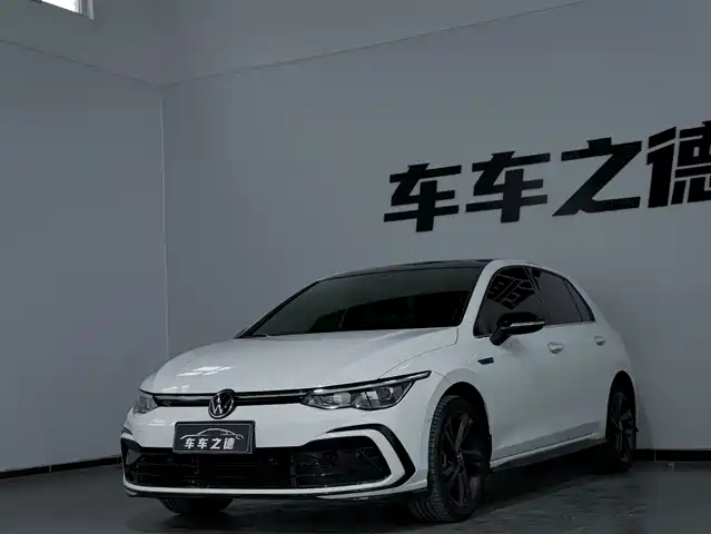 Volkswagen Golf 280TSI DSG R-Line