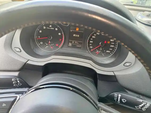 Audi Q3 2015 30 TFSI Progressive — фото 4