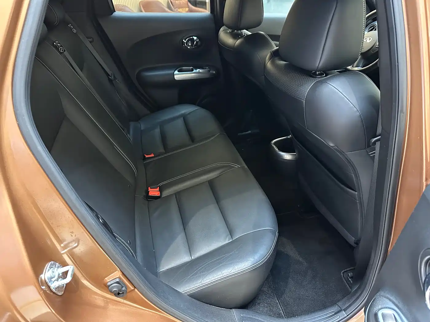 Infiniti ESQ 2014 1.6T Dynamic Edition фото 10