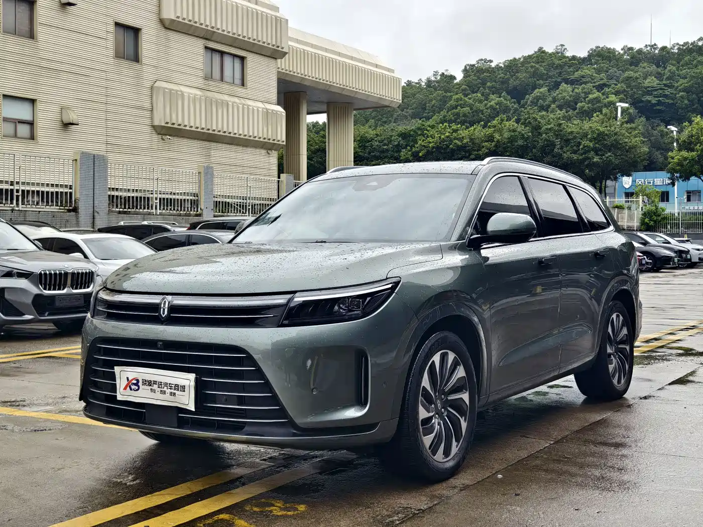 AITO Wenjie AITO M7 2022 1.5T RWD Comfort Edition