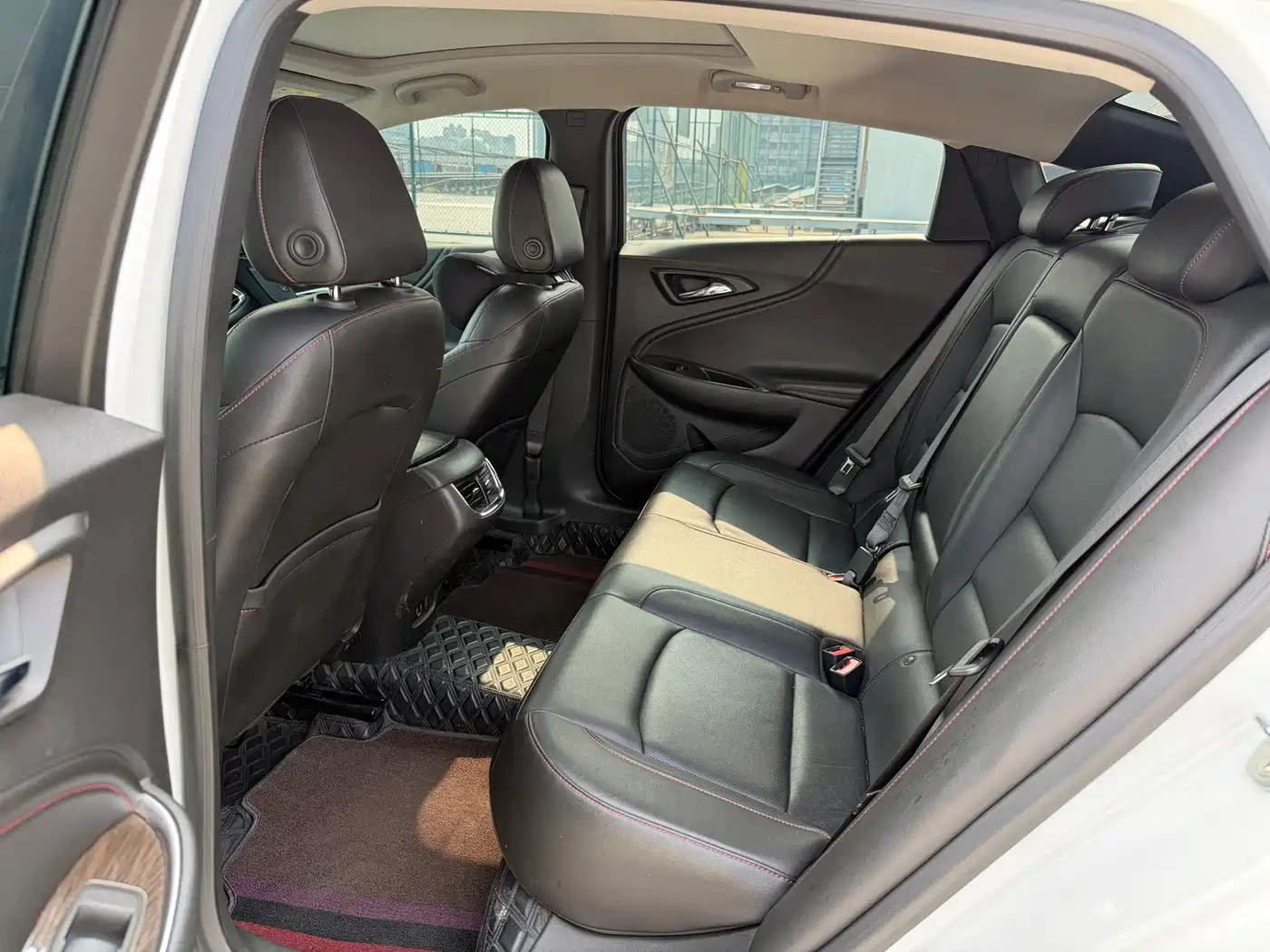 Фото 6 - Chevrolet Malibu XL