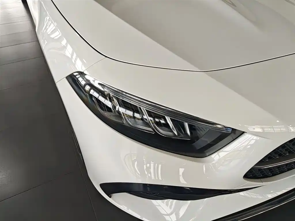 Mercedes-Benz A-Class 2023 A 200 L Fashion фото 13