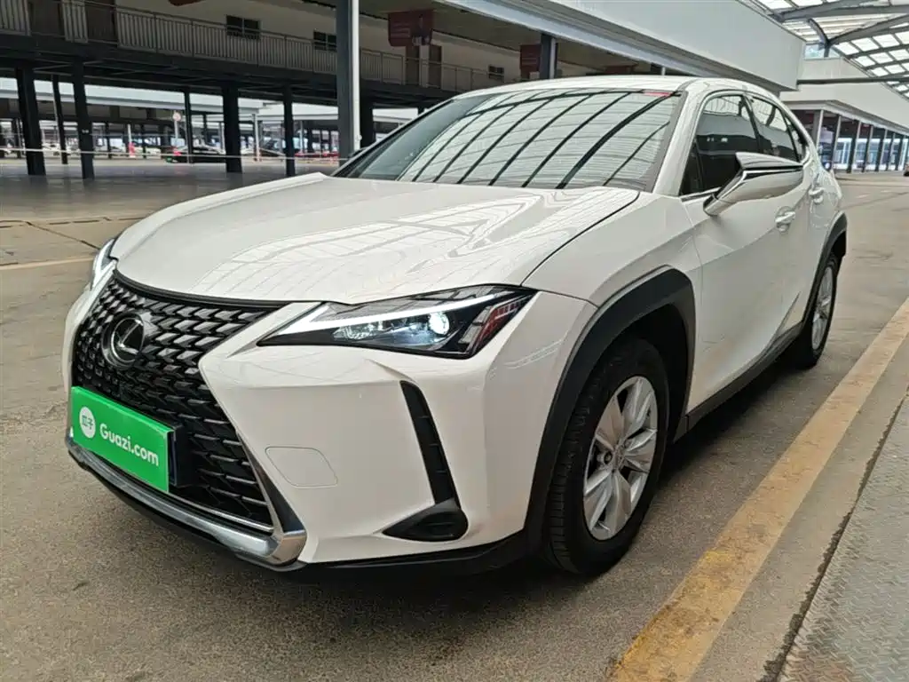 Lexus UX 2022 260h Explore Edition
