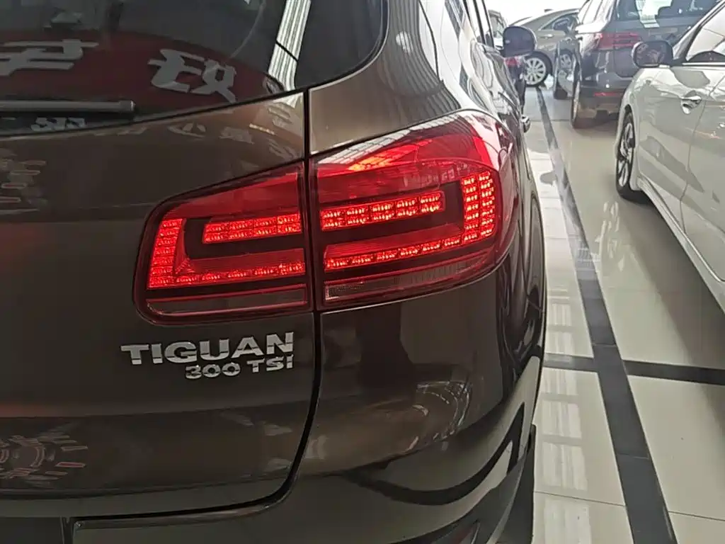 Volkswagen Tiguan 2016 Model 300TSI Automatic 2WD Trend Edition фото 8