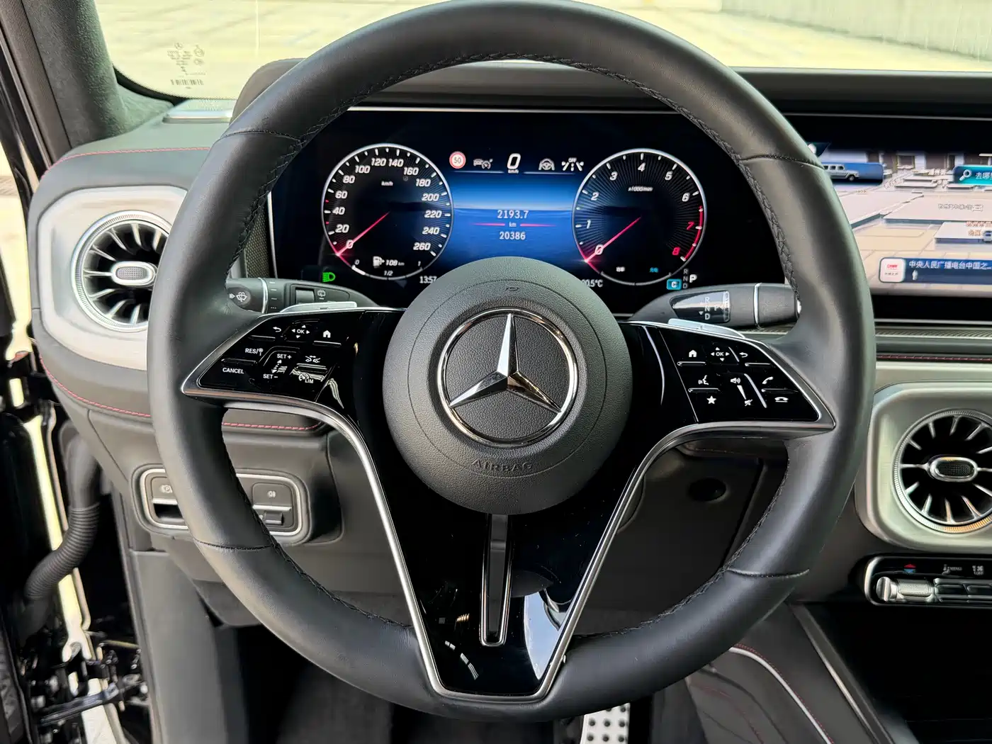 Mercedes-Benz G-Class 2025 G 500 фото 12
