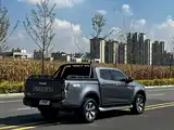 Фото 7 - Isuzu D-MAX