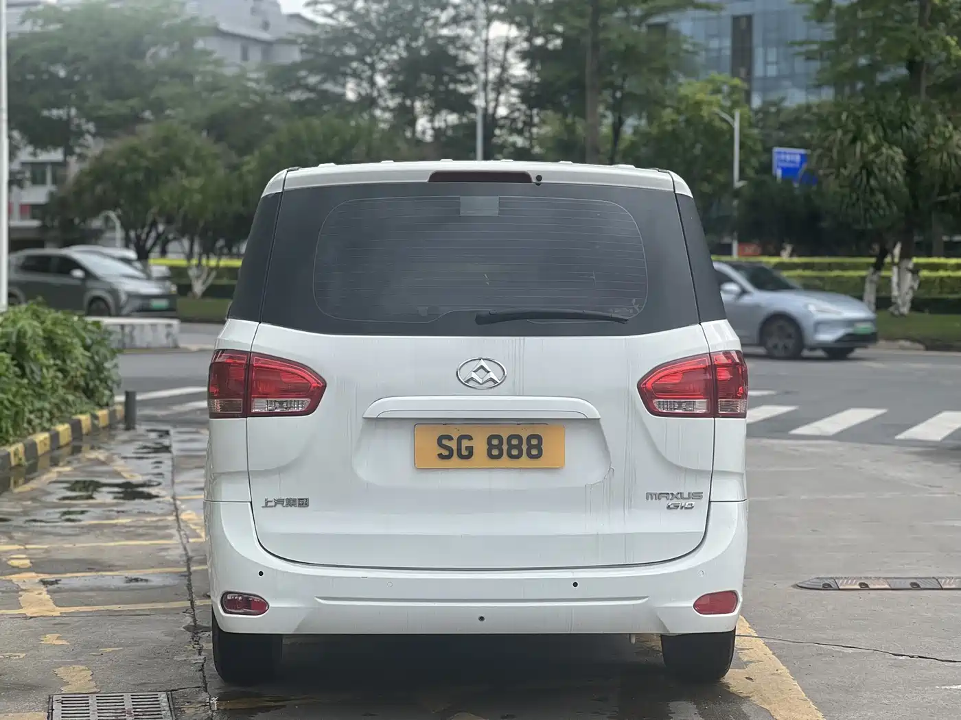 SAIC Maxus Maxus G10 2016 2.0T Automatic Executive Edition фото 5