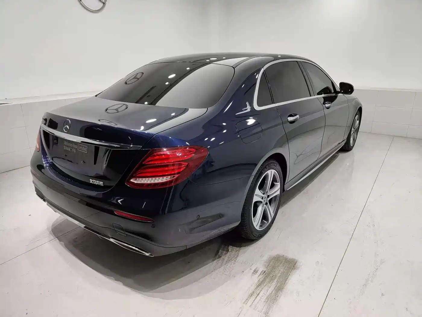 Mercedes-Benz E-Class 2019 E 260 L Sport фото 13