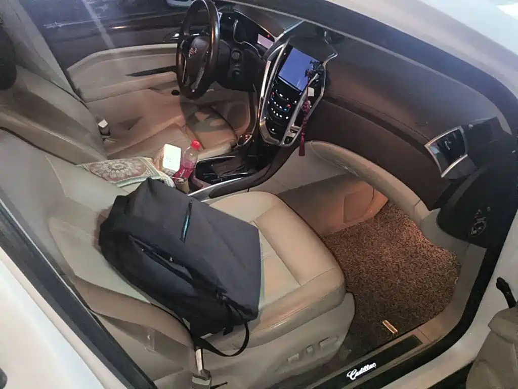 Cadillac SRX 2013 2013 3.0L Leading