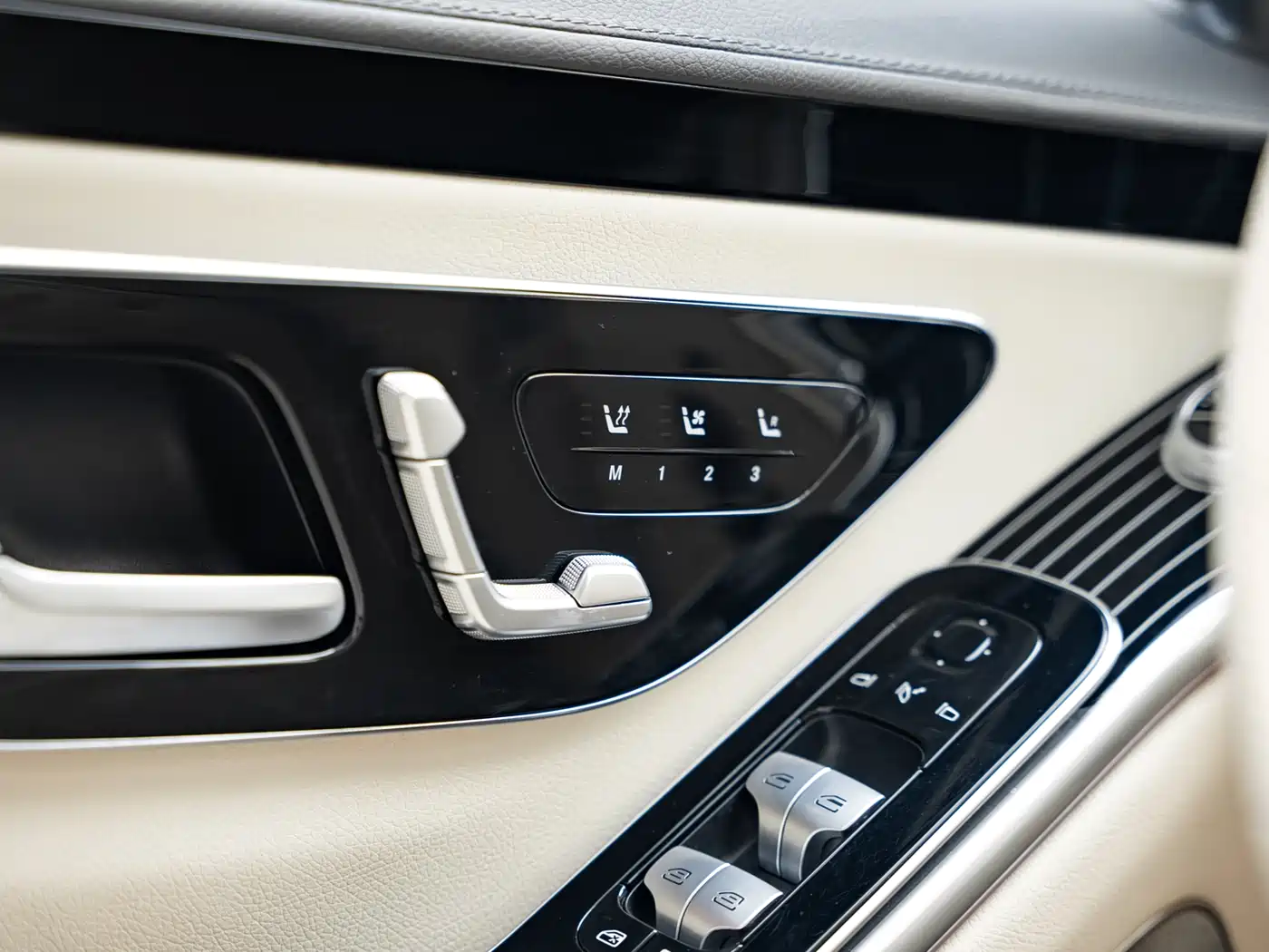 Mercedes-Benz S-Class 2023 Model S 450 L 4MATIC фото 16