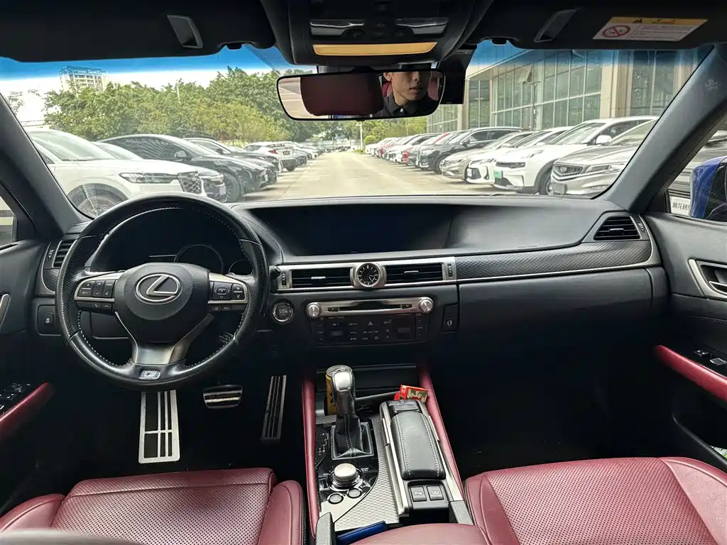 Фото 6 - Lexus GS