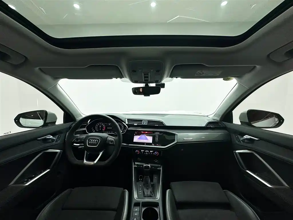 Audi Q3 2022 35 TFSI Fashion Dynamic фото 10