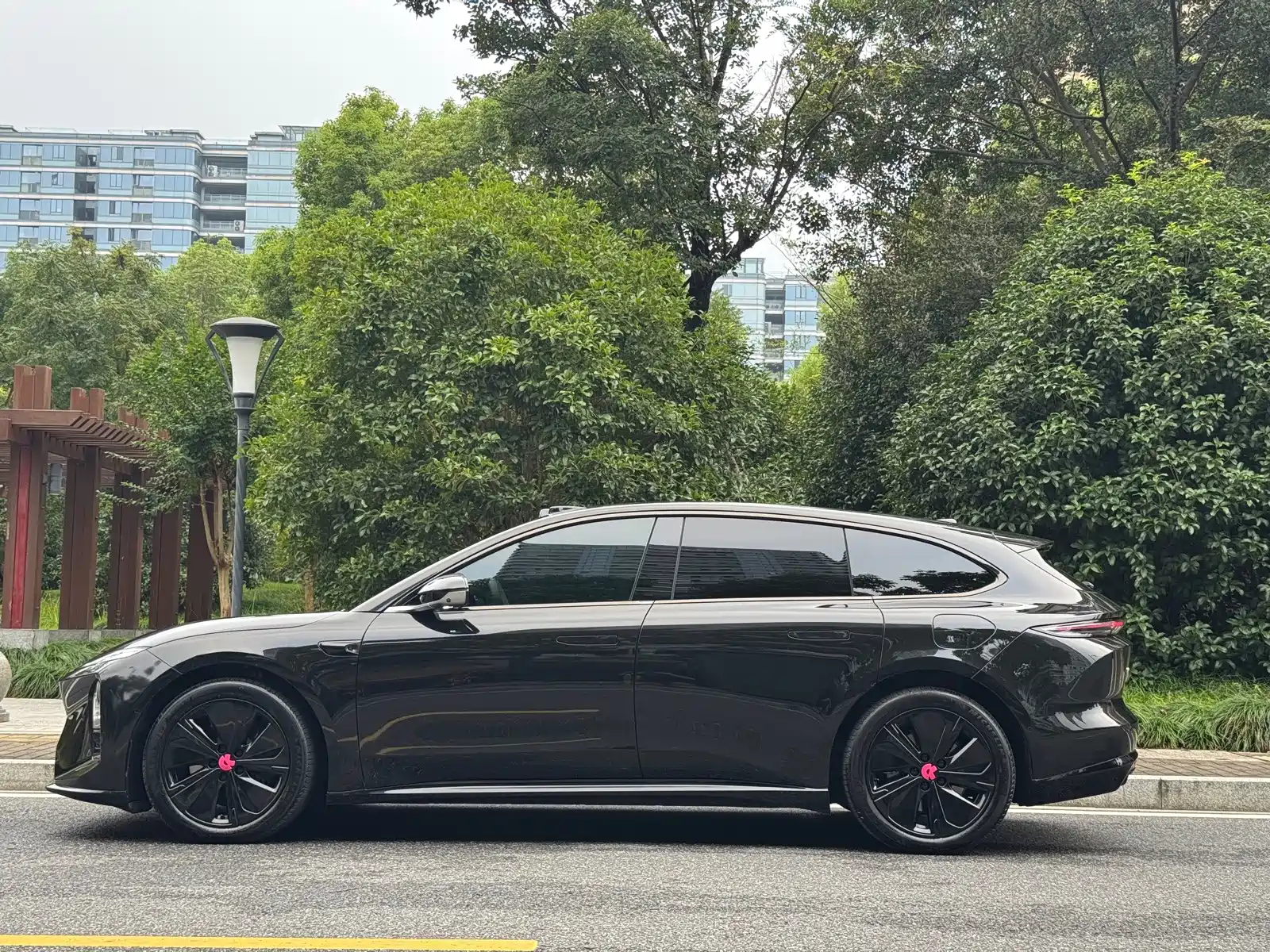 Фото 3 - NIO ET5T