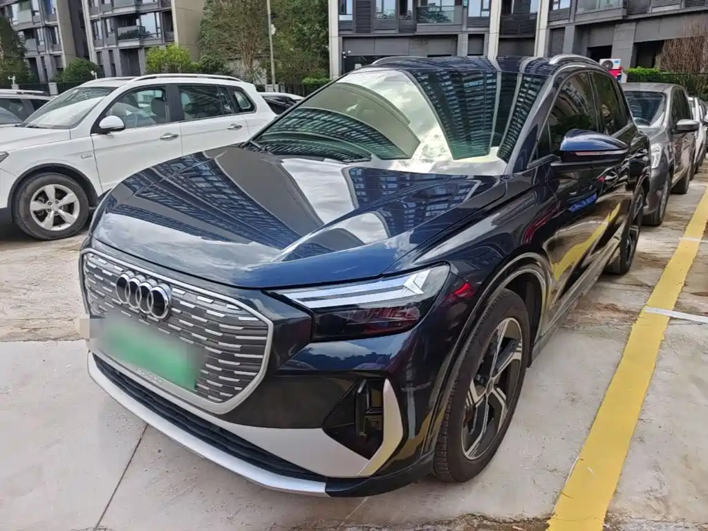 Audi Q4 e-tron 2023 2023 50 e-tron quattro Creation Edition