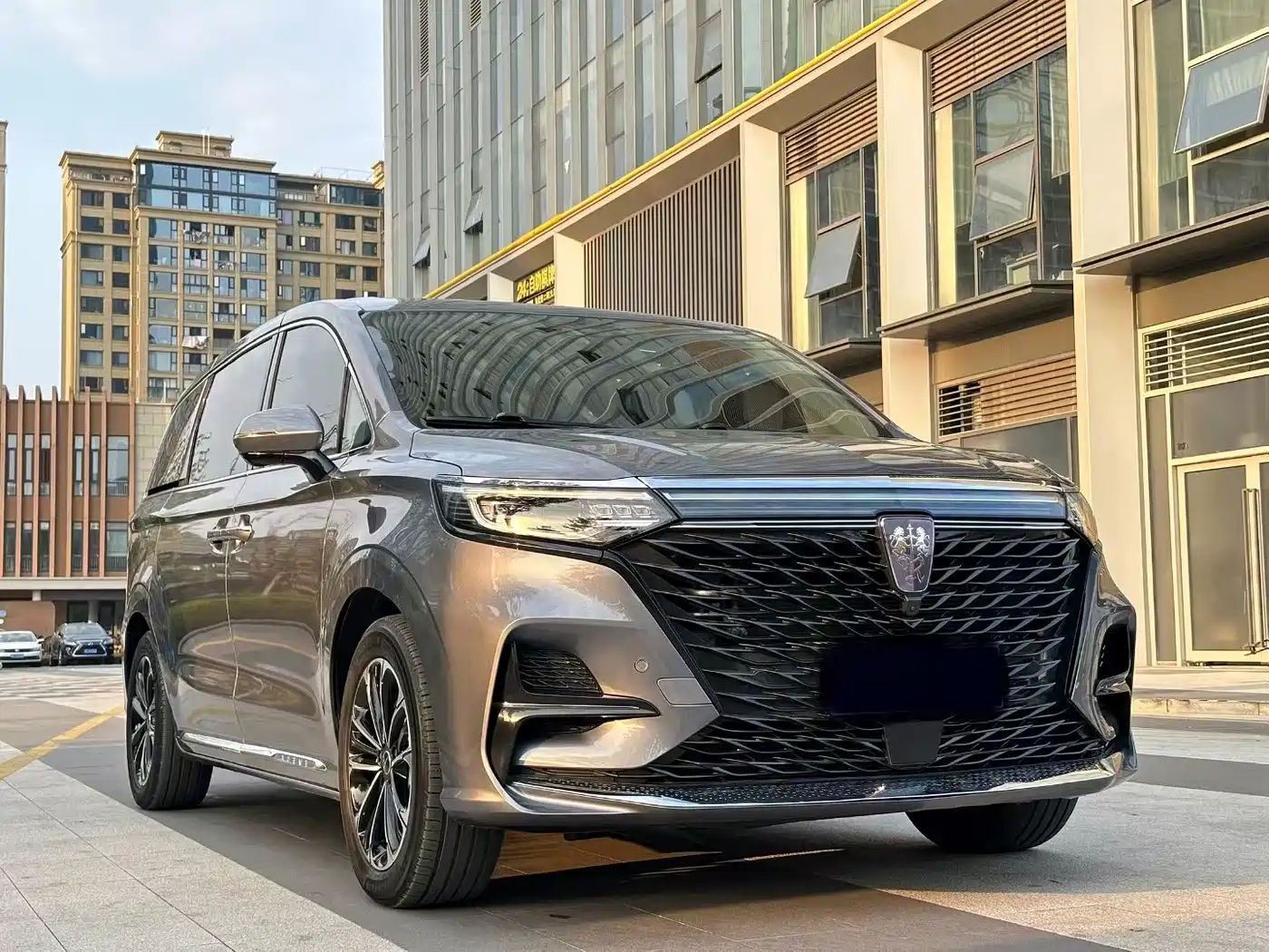Roewe iMAX8 2023 2022 400TGI Honor Edition